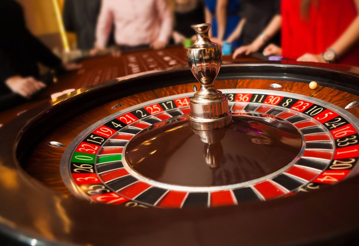 Mega Slots کیسینو میں پوکر گیمز