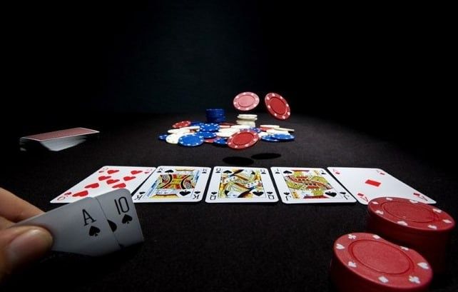 Mega Slots کیسینو میں ایک آن لائن گیم کا انتخاب کریں۔